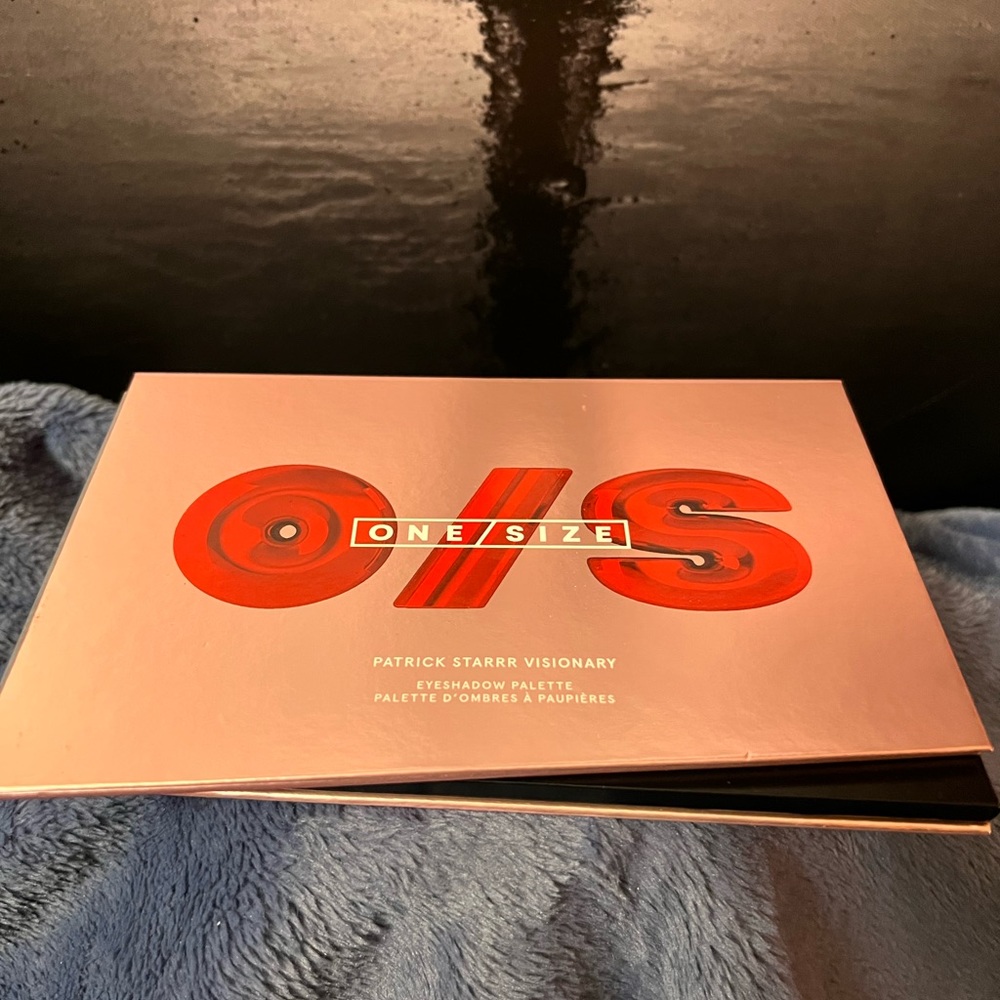One Size Patrick Star Visionary Eye Shadow Palette.